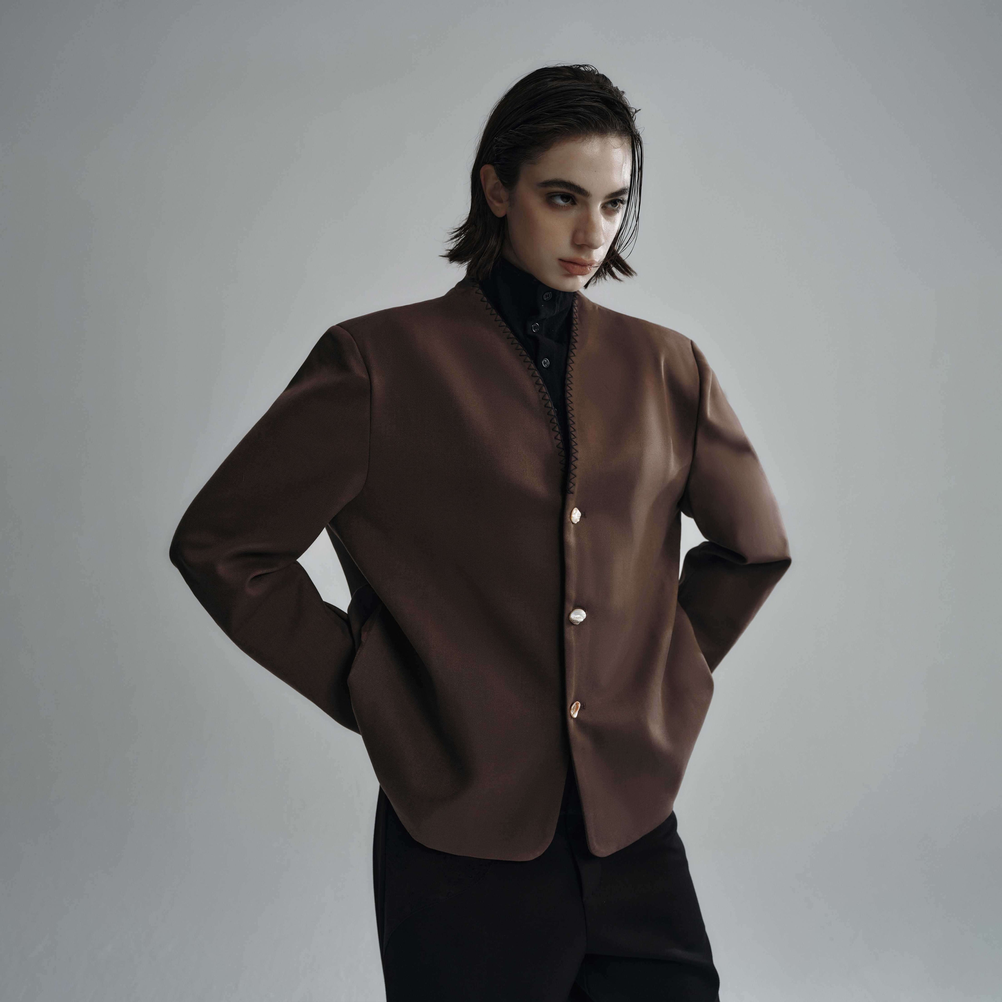 Hypeyourself_Wool_Blend_Minimalist_Stand_Collar_Cropped_Unisex_Daily_Black_Caramel_Blazers_MISSTT