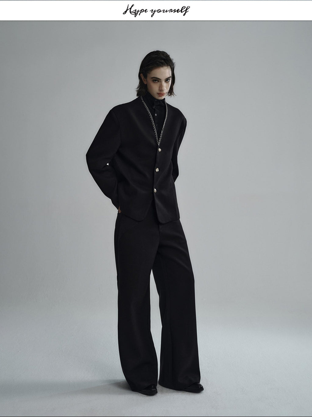 Hypeyourself Wool Blend Minimalist Stand Collar Cropped Unisex Daily Black Caramel Blazers