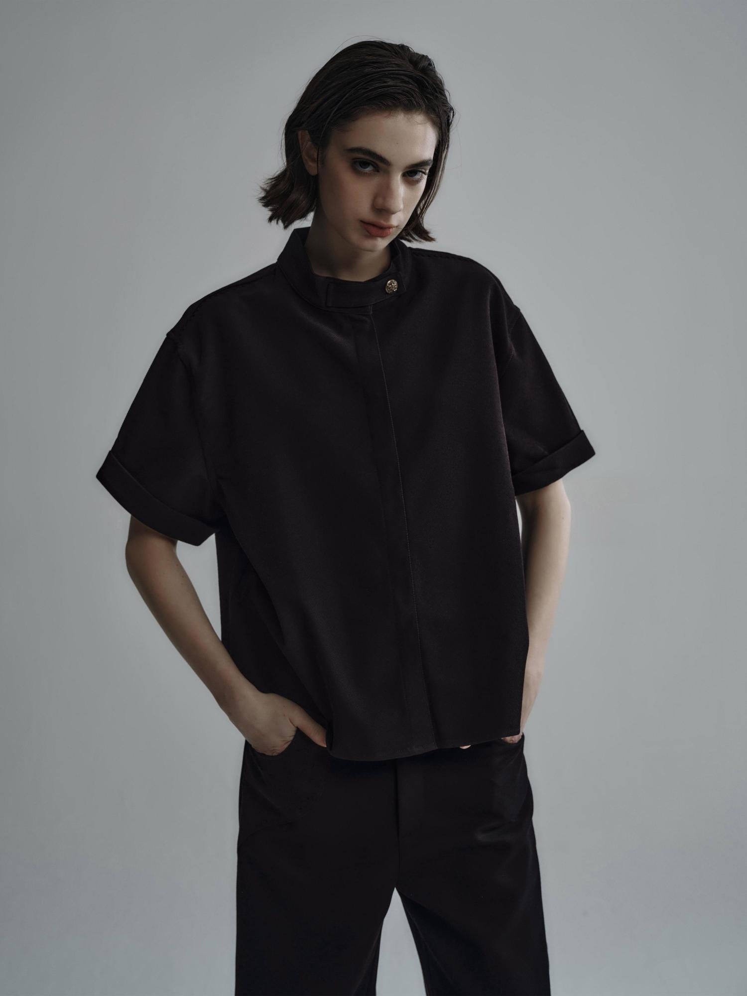 Hypeyourself Wrinkle Free Minimalist Stand Collar Unisex Polyester Short Sleeve Shirts