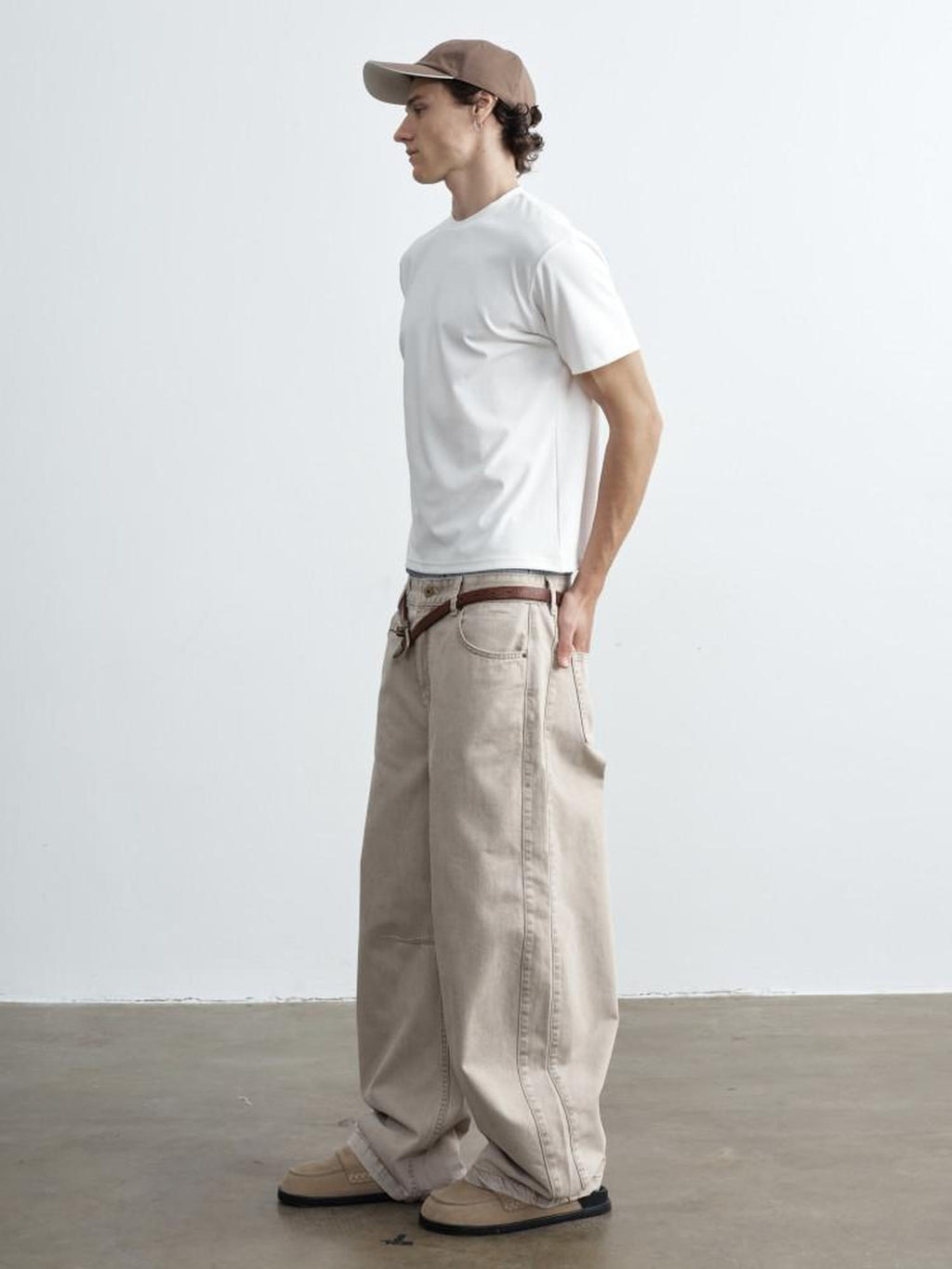 VLABMADE Breathable 100% Cotton Mid Rise Curved Vintage Light Khaki Denim Wide-Leg Jeans
