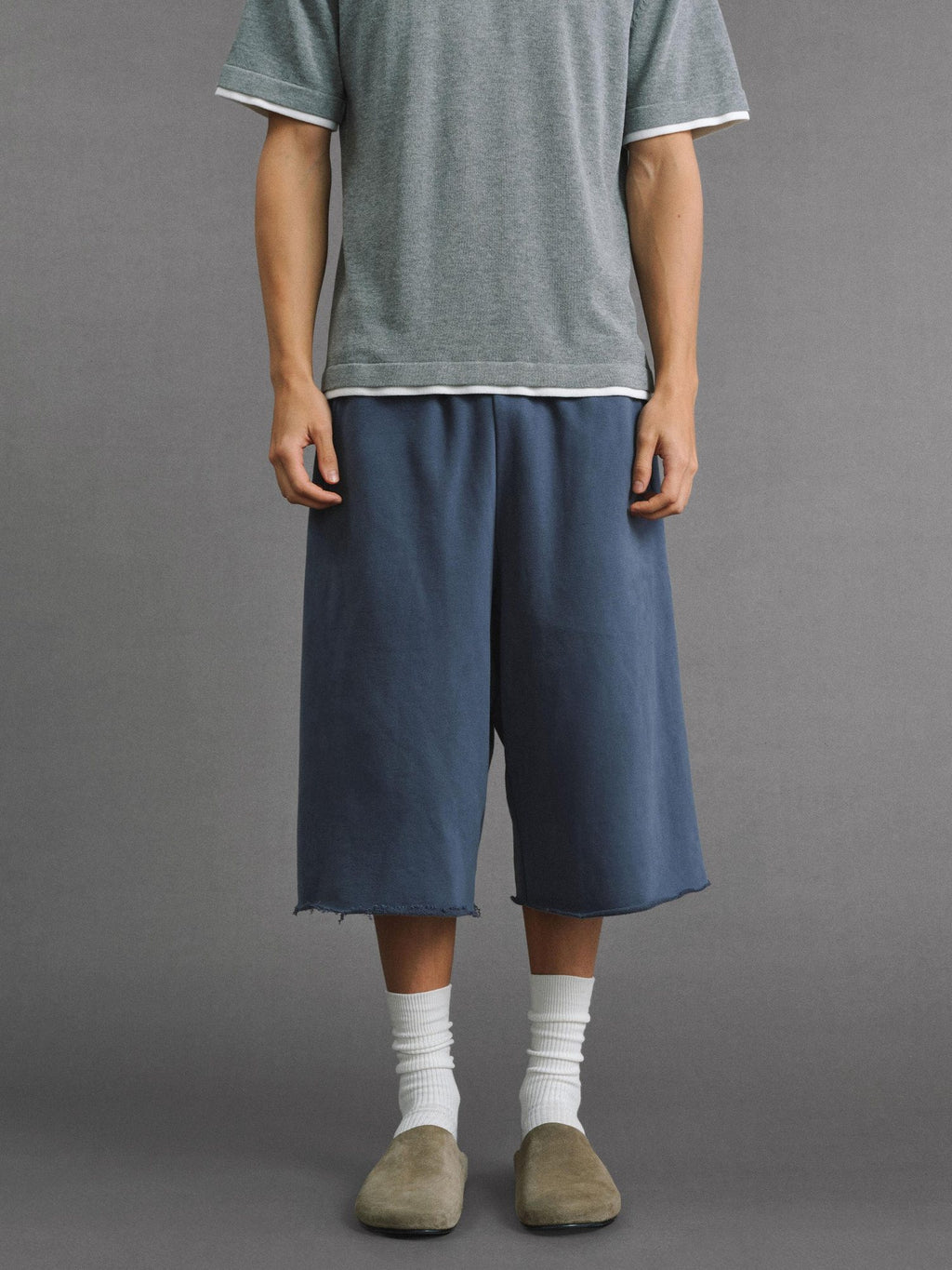 VLABMADE Breathable Cotton Blend Frayed Hem Loose Mid Rise Neutral Street Sweat Shorts