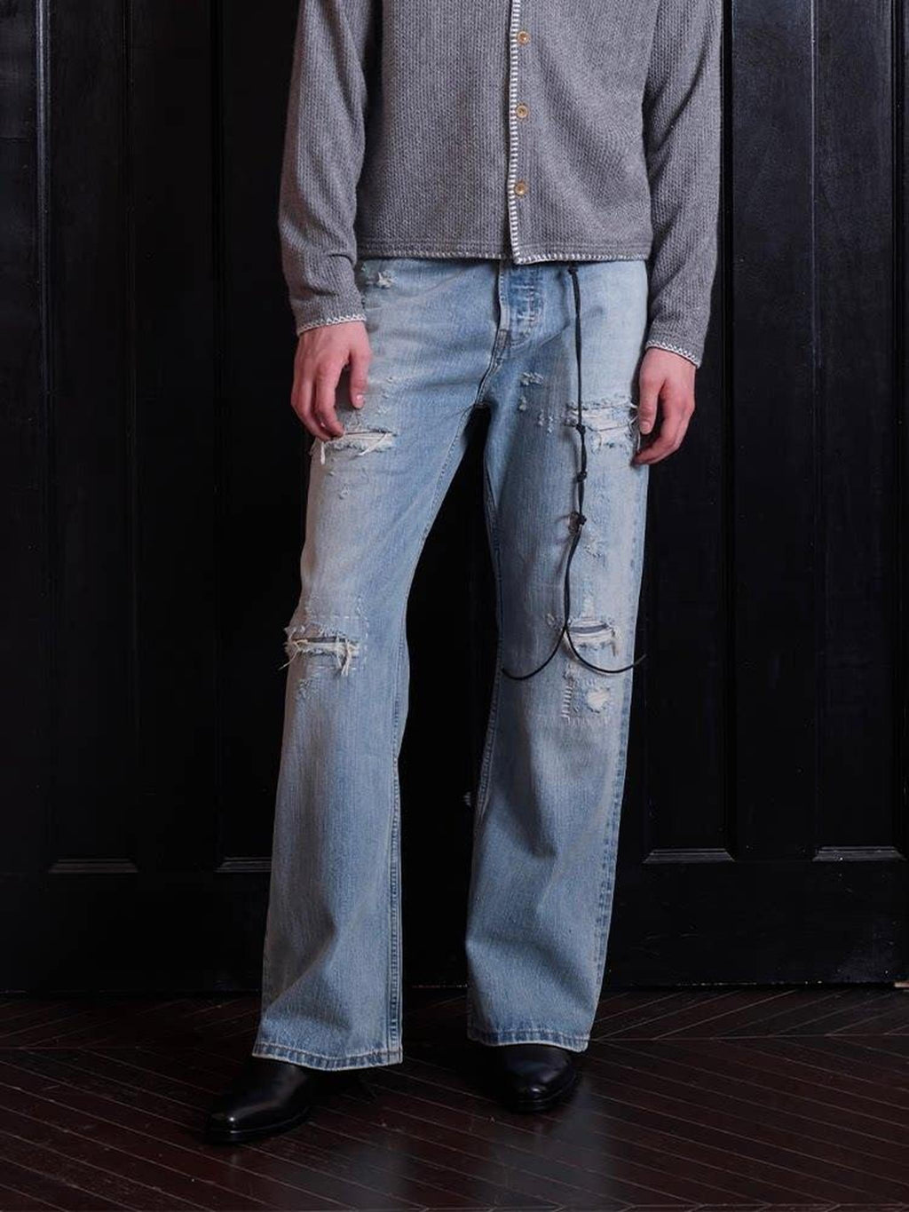 VLABMADE Breathable Cotton Ripped Mid Rise Light Wash Casual Loose Fit Flared Jeans