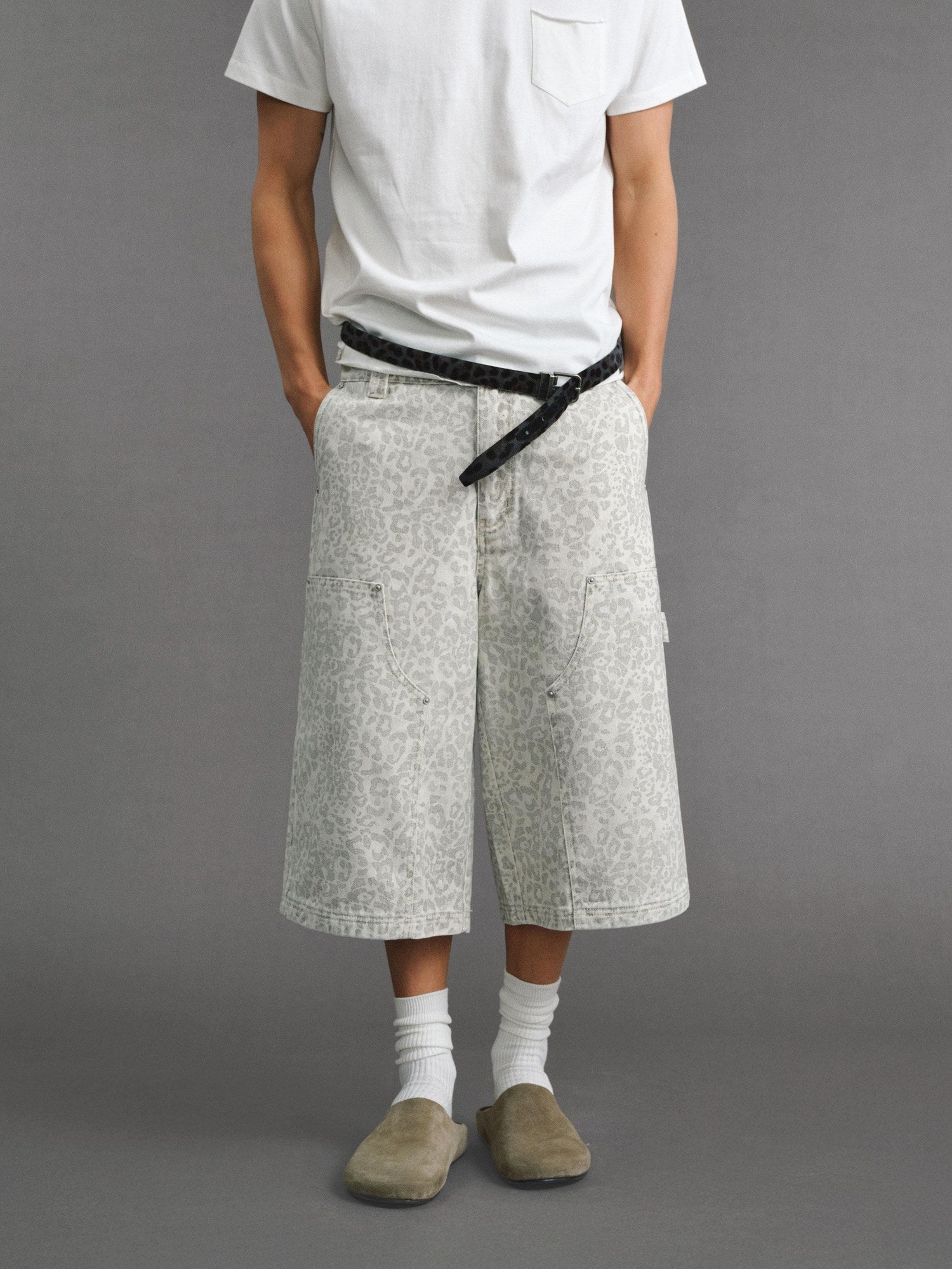 VLABMADE Distressed Leopard Print Wide Leg Loose Fit Mid Rise Cotton Unisex Cargo Shorts