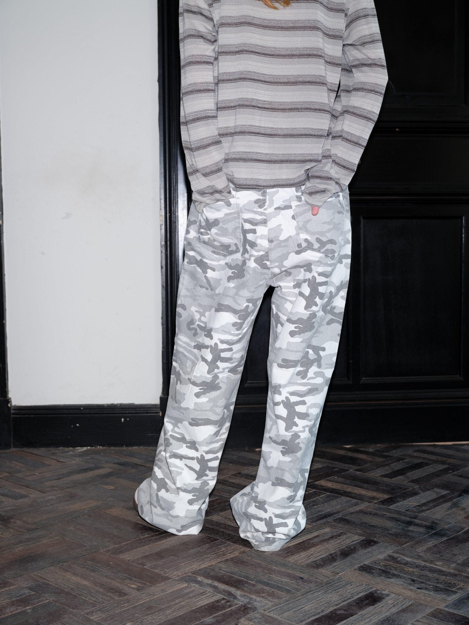 VLABMADE Durable Cotton White Camo Washed Oversized Midrise Pockets Street Wide-Leg Jeans