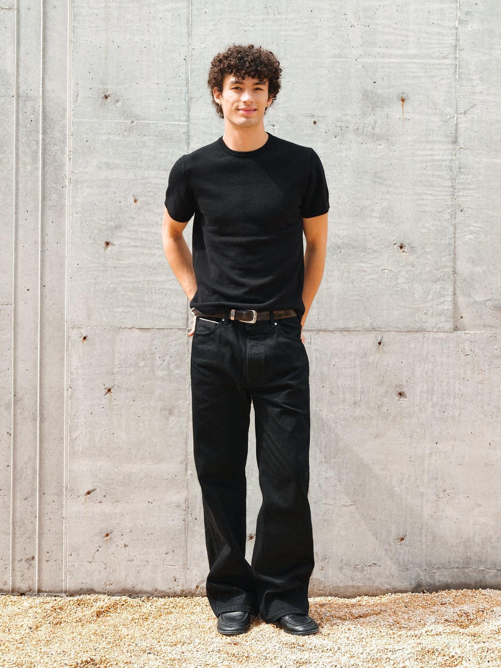 VLABMADE Shape Retention Washed Mid Rise Pocket Detail Men Black Denim Straight-Leg Jeans