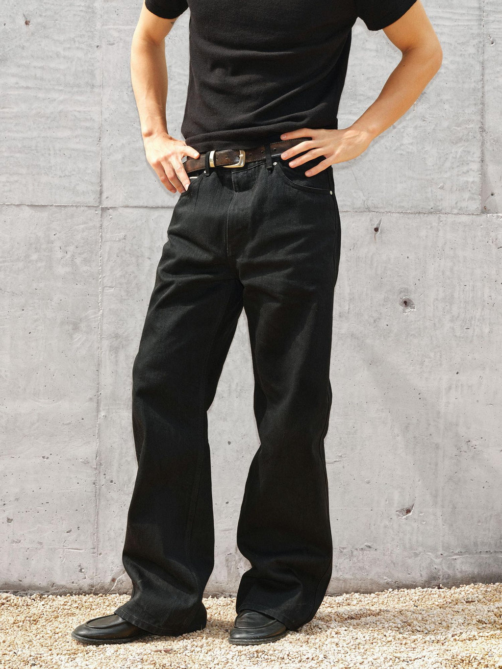 VLABMADE Shape Retention Washed Mid Rise Pocket Detail Men Black Denim Straight-Leg Jeans