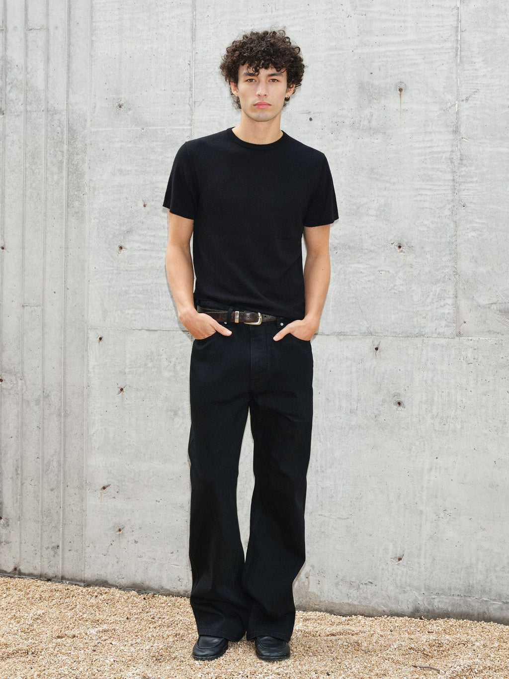 VLABMADE Shape Retention Washed Mid Rise Pocket Detail Men Black Denim Straight-Leg Jeans