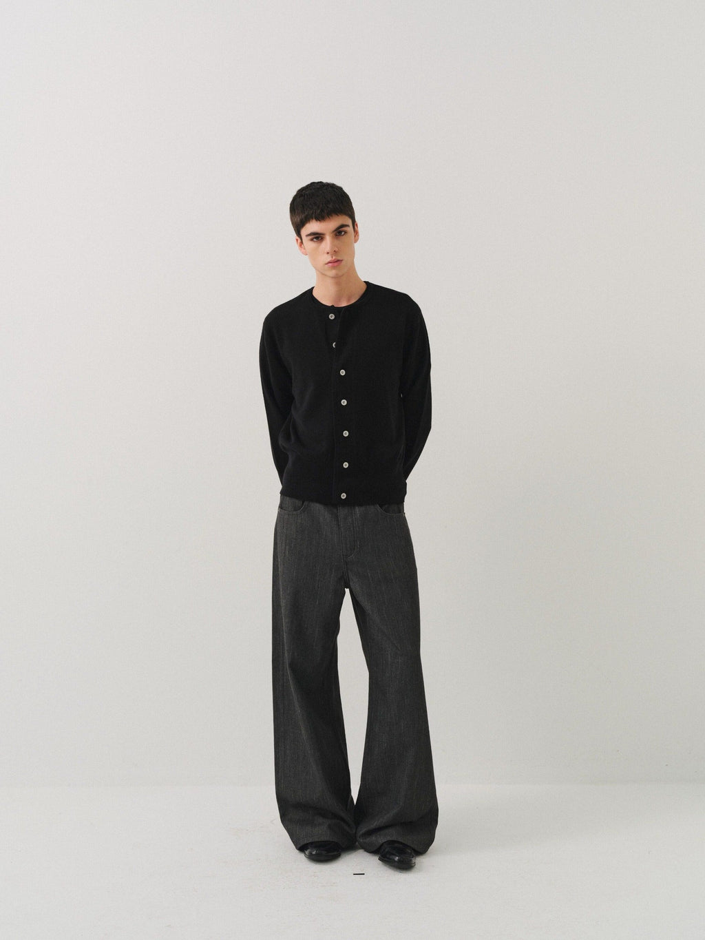 VLABMADE Soft Handstitched Slim Cropped Round Neck Unisex Wool Blend Button Cardigans