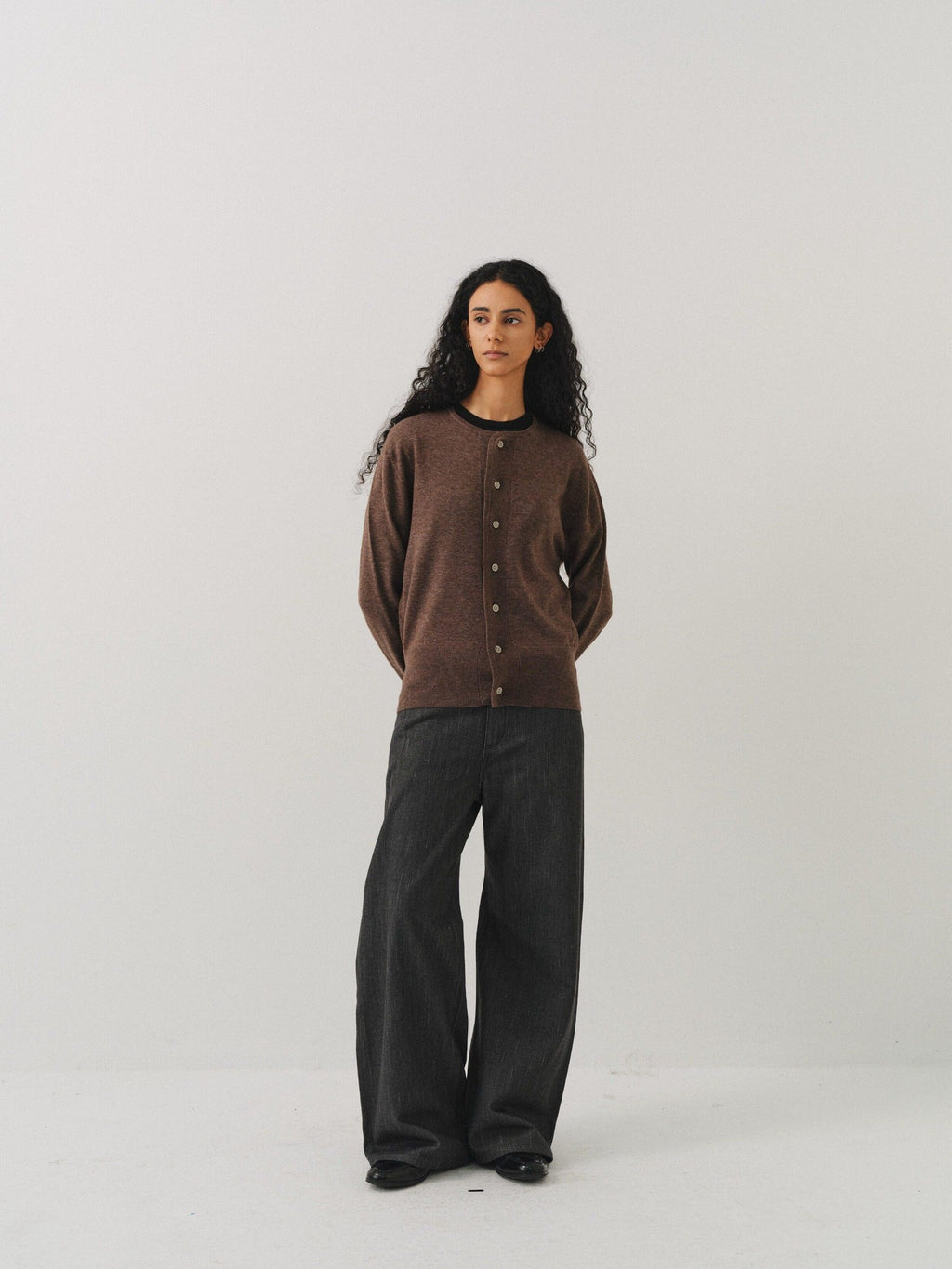 VLABMADE Soft Handstitched Slim Cropped Round Neck Unisex Wool Blend Button Cardigans