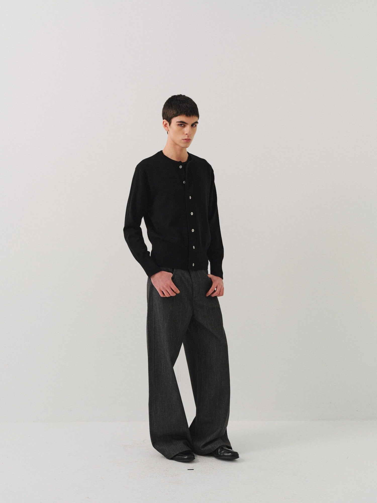 VLABMADE Soft Handstitched Slim Cropped Round Neck Unisex Wool Blend Button Cardigans
