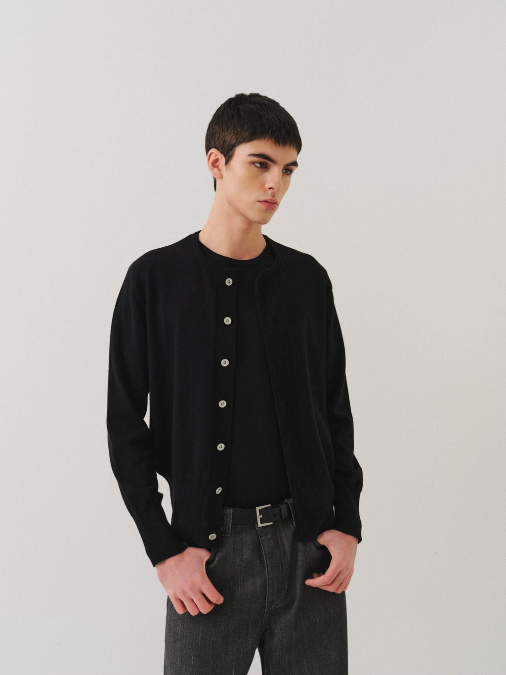 VLABMADE Soft Handstitched Slim Cropped Round Neck Unisex Wool Blend Button Cardigans
