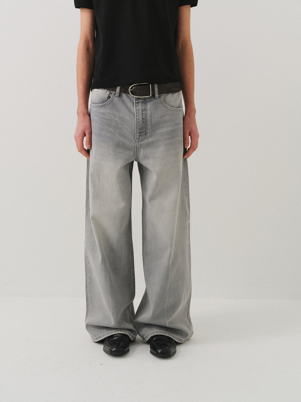 VLABMADE Vintage Distressed Washed Mid Rise Relaxed Unisex Grey Denim Straight-Leg Jeans