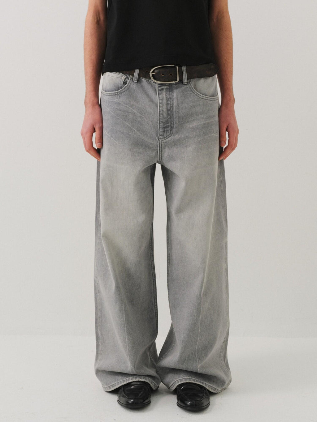 VLABMADE Vintage Distressed Washed Mid Rise Relaxed Unisex Grey Denim Straight-Leg Jeans