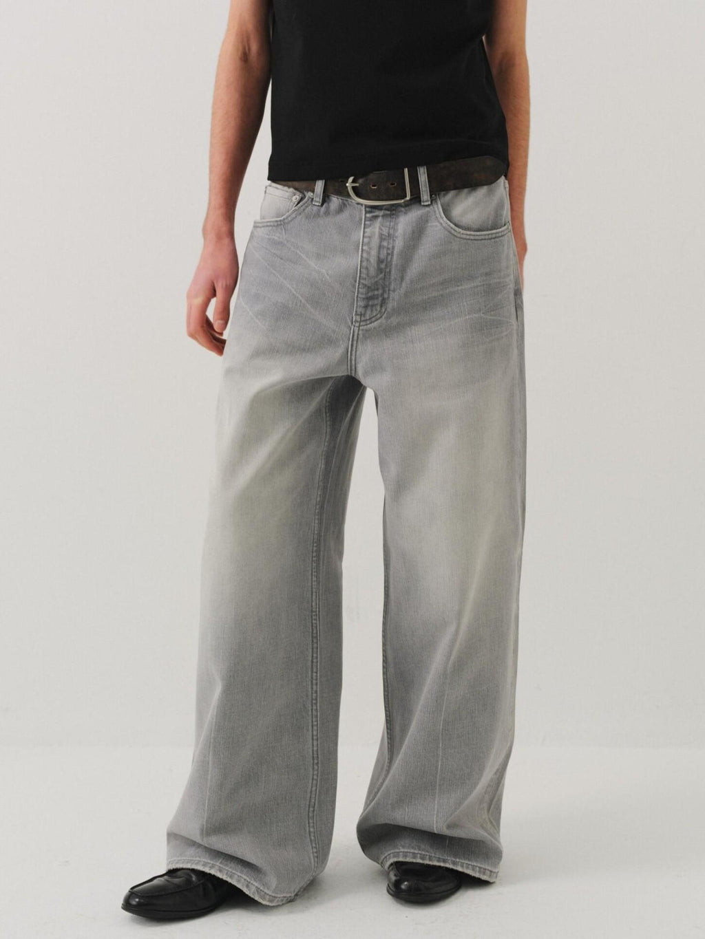 VLABMADE Vintage Distressed Washed Mid Rise Relaxed Unisex Grey Denim Straight-Leg Jeans
