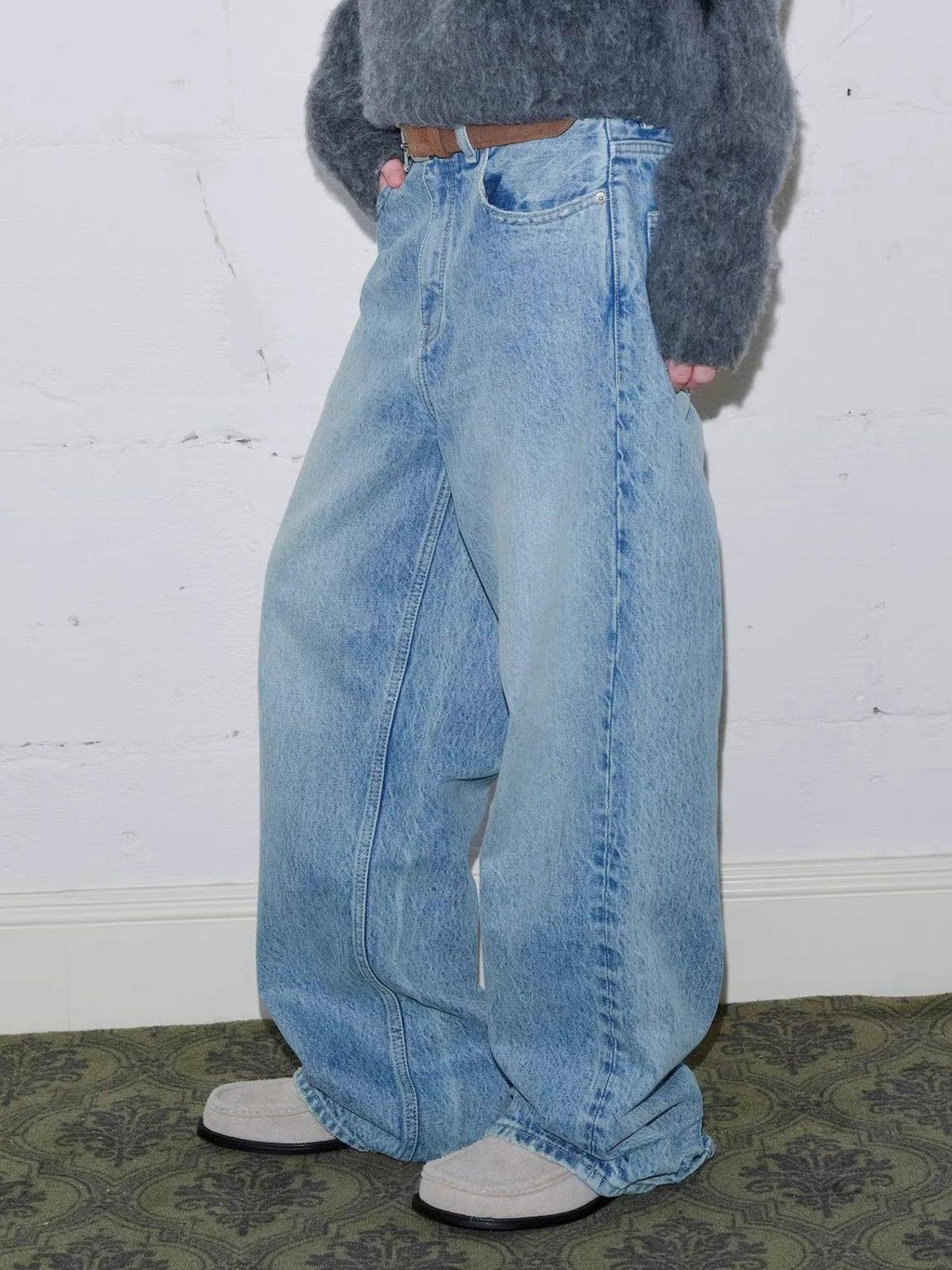 VLABMADE Washed Distressed Mid Rise Loose Fit Durable Cotton Straight-Leg Jeans