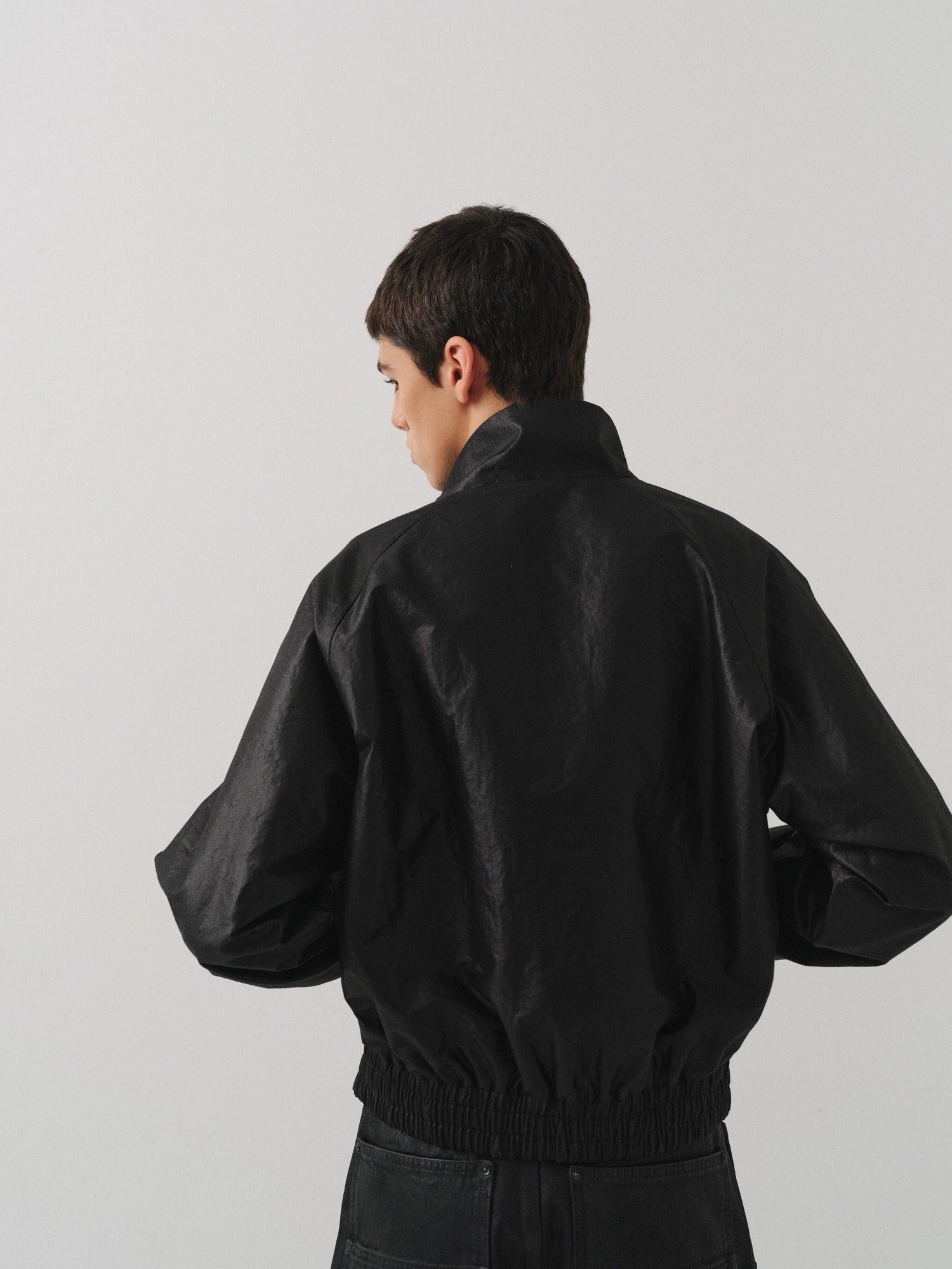 VLABMADE Windproof Silky Colorblock Loose Fit Unisex Zip Short Elastic Hem Track Jackets