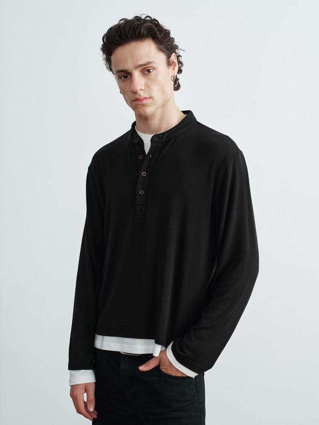 VLABMADE Wrinkle Resistant Colorblock Loose Fit Mens Henley Knitted Long Sleeve T-Shirts